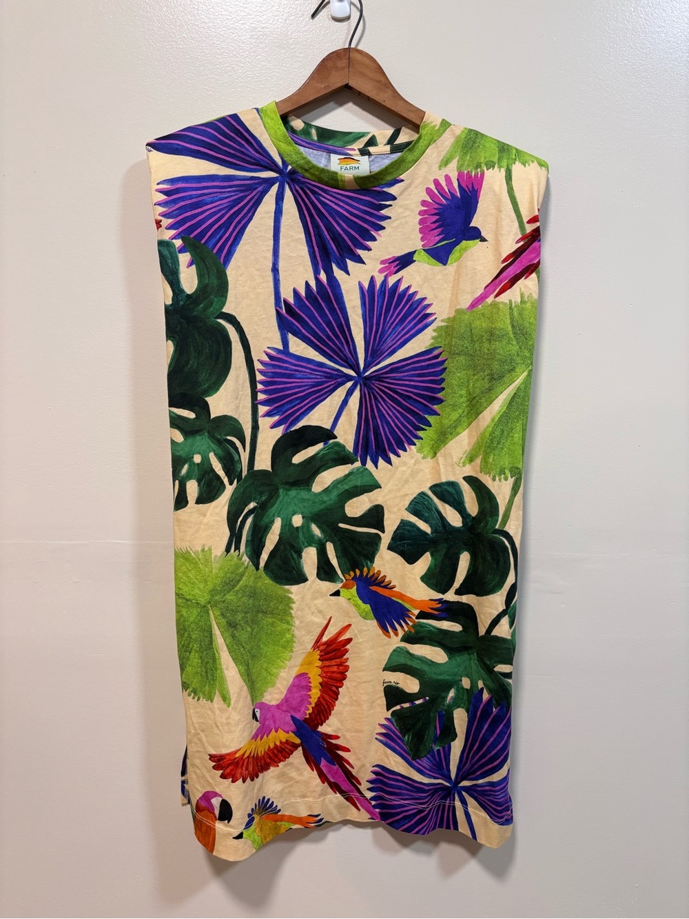 Farm Rio Macaw Jungle Sand Mini T-Shirt Dress S